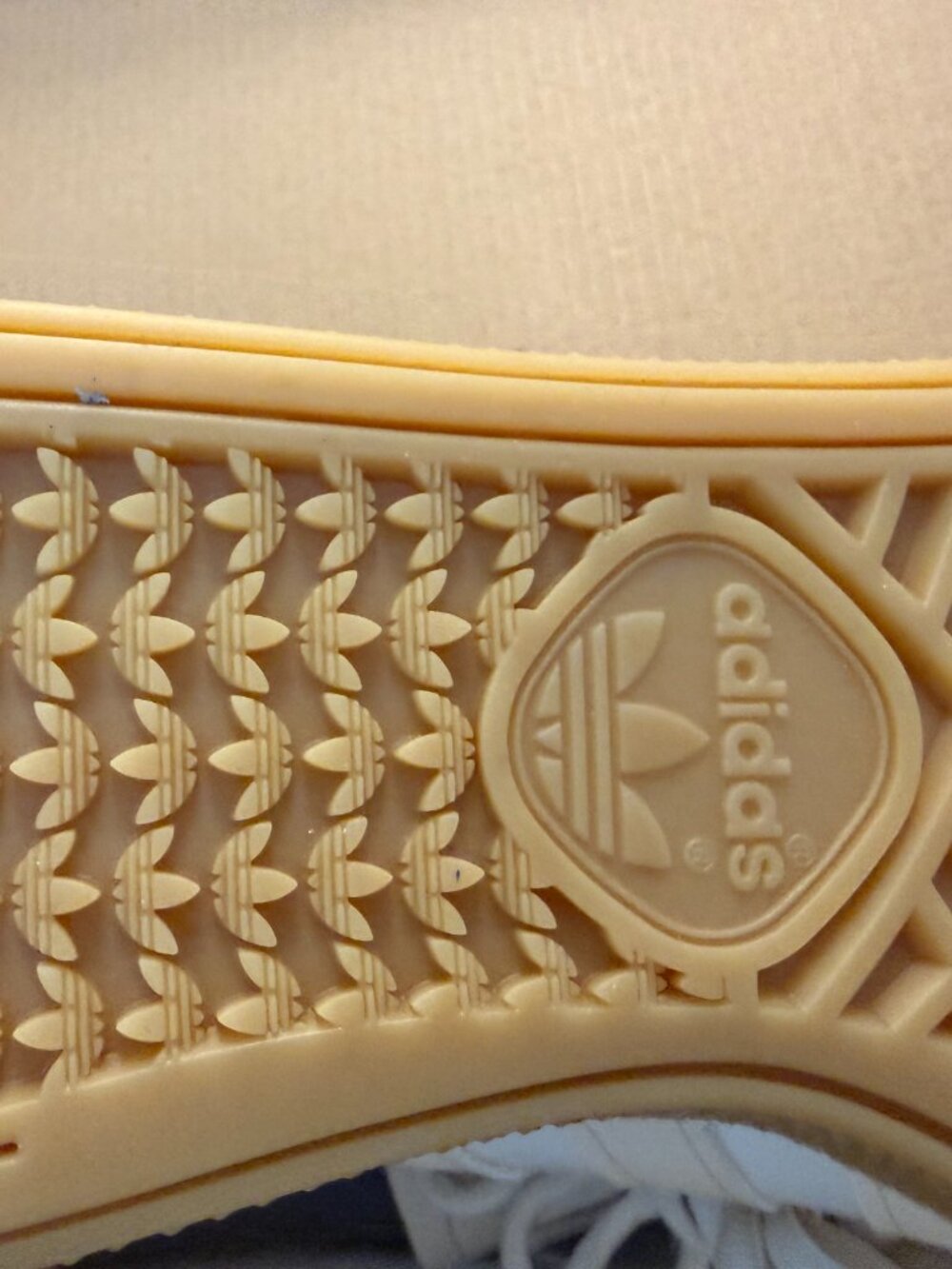 Men's Adidas Handball Spezial - Core White/Wonder White Men´s Adidas Handball - Picture 4 of 7